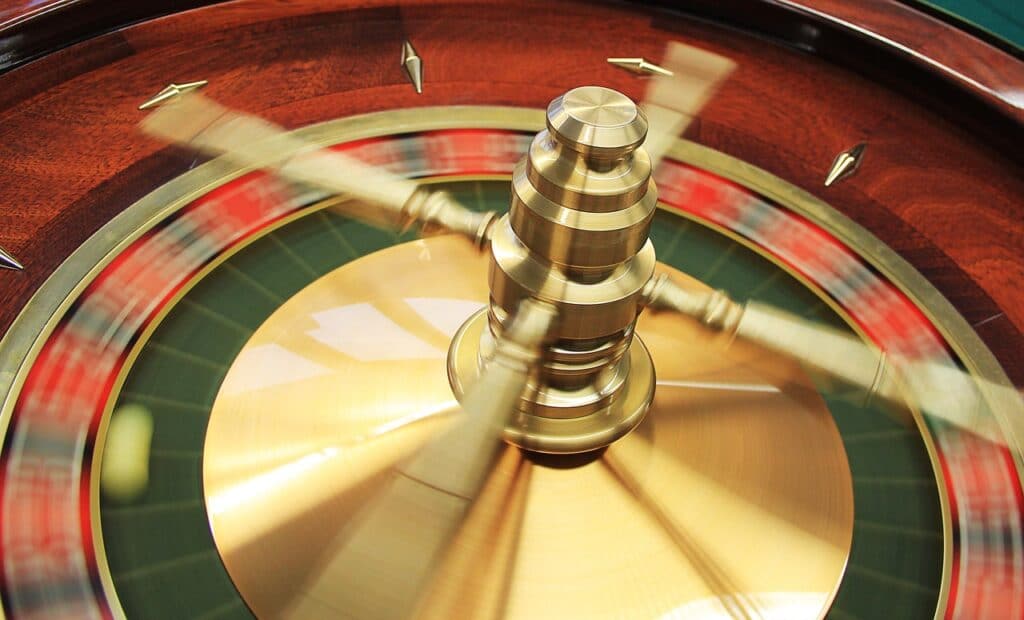 Guida che spiega il lavoro del croupier ossia di chi manovra la roulette nel casino.