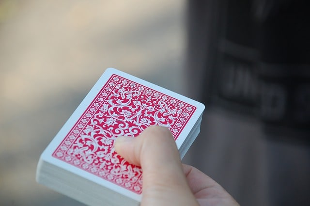 Contare le carte con il metodo hi lo blackjack? Scopriamo assieme come farlo.