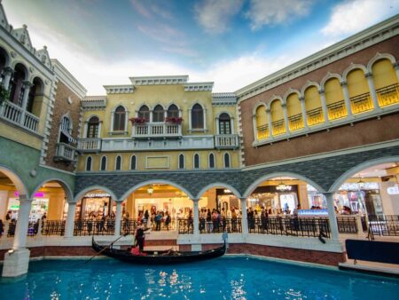 Crollano entrate gaming a Macao: -50%
