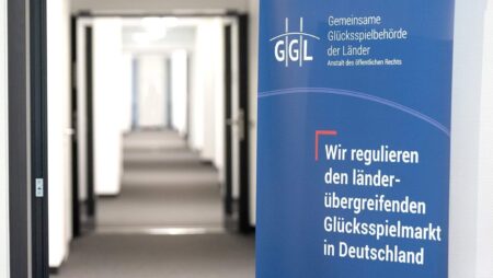 Regolatore tedesco multa operatore per  violazioni pubblicitarie